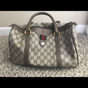 AUTHENTIC Gucci handbag. Great used condition